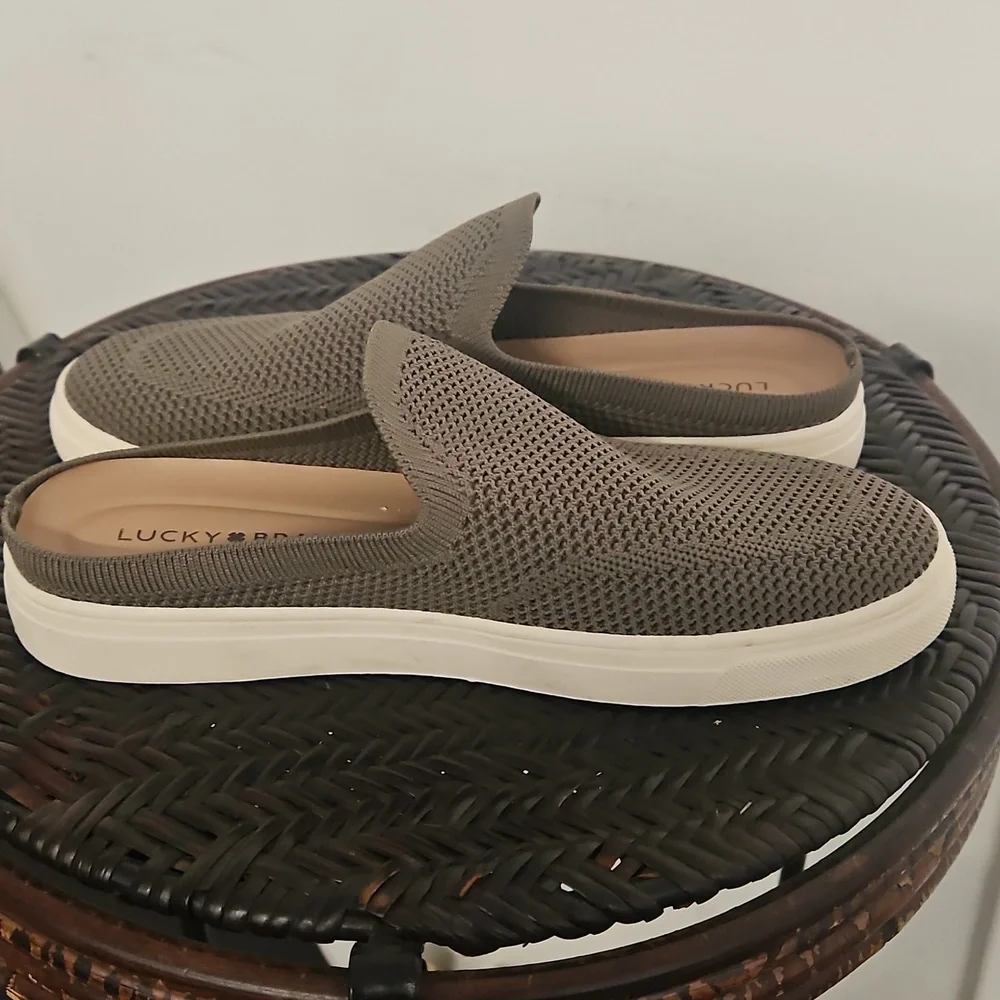 Lucky Brand Larlan Mule Slip On Shoes in Army Green Size 7.5 - Picture 4 of 9